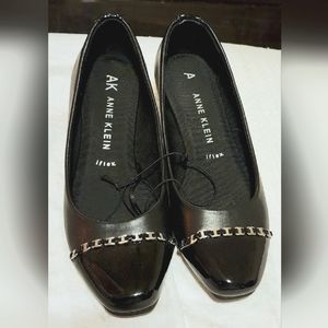 NWOT Anne Klein Mariza Wedge Pump Iflex